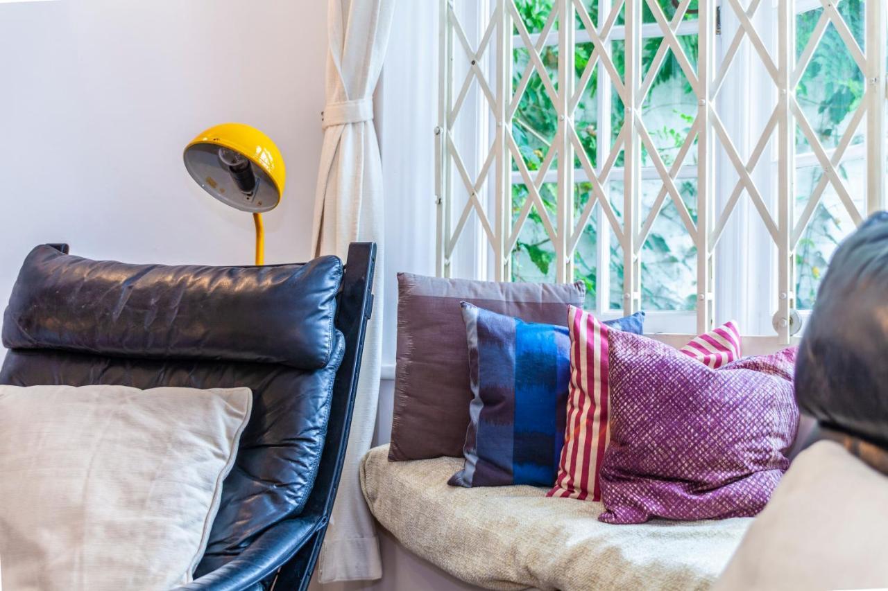 Kynance Mews Rustic And Unique Three Bedroom Mews House With A Private Courtyard London Kültér fotó